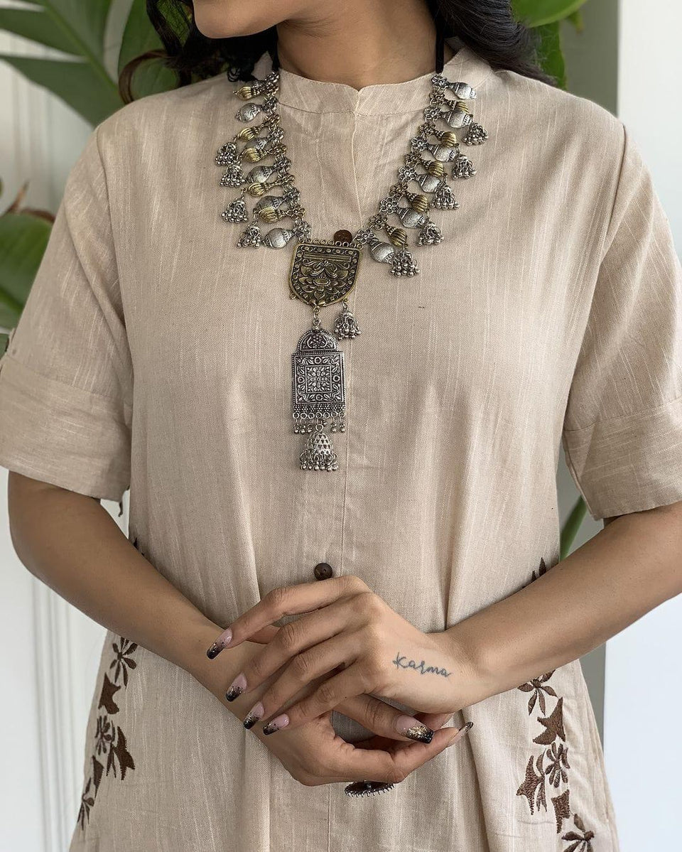 Beige Cotton Kurta Set with Floral Side Embroidery