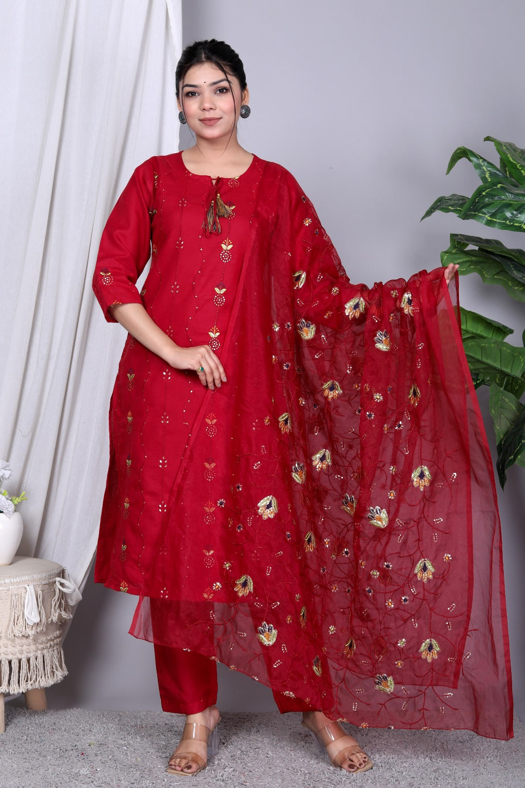 Red Embroidered Kurta and Pant Set with Embroidered Organza Dupatta