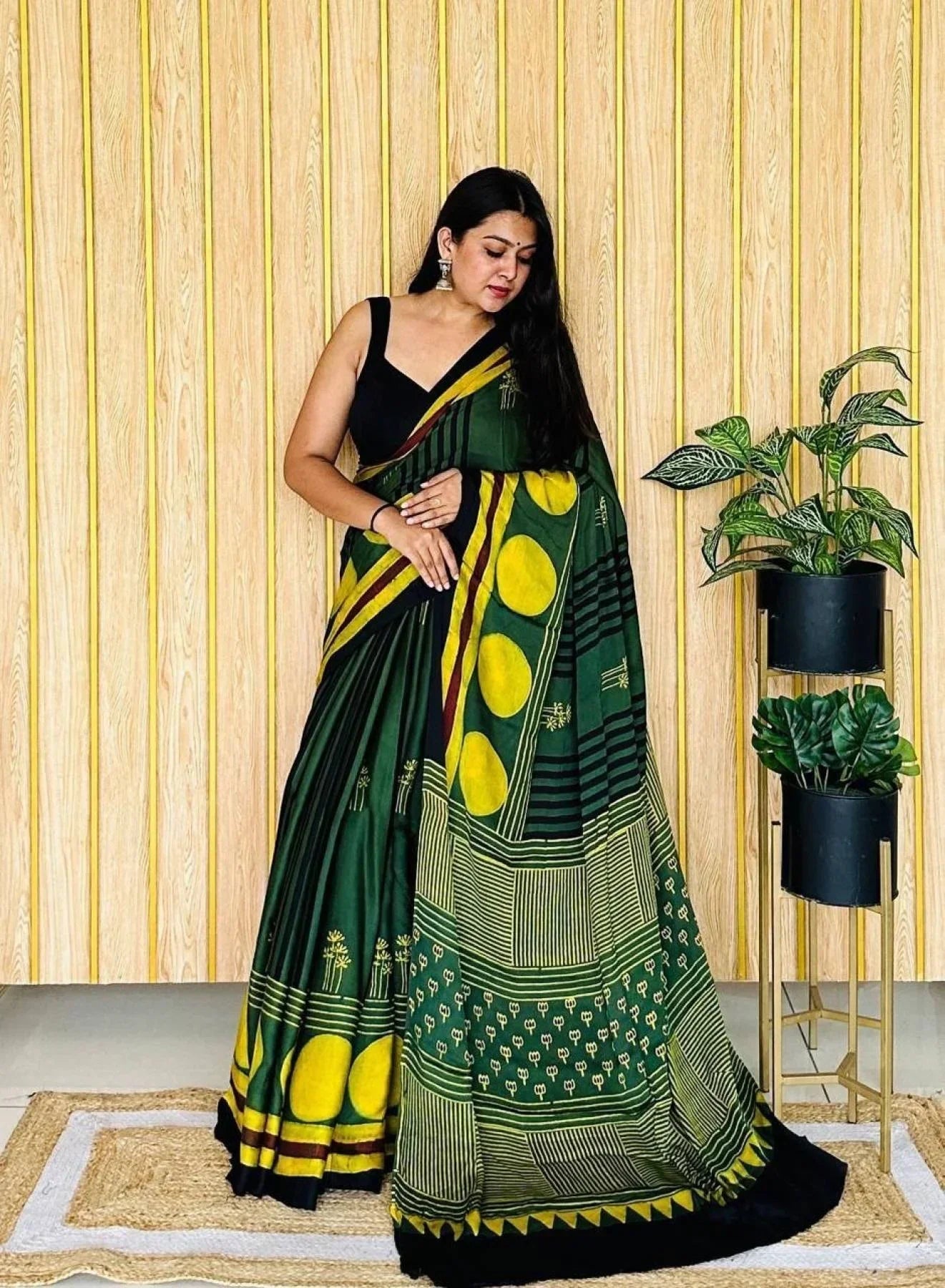 Ajrakh Print Muslin Cotton Sarees With Fumka Pallu At Wholesale Price