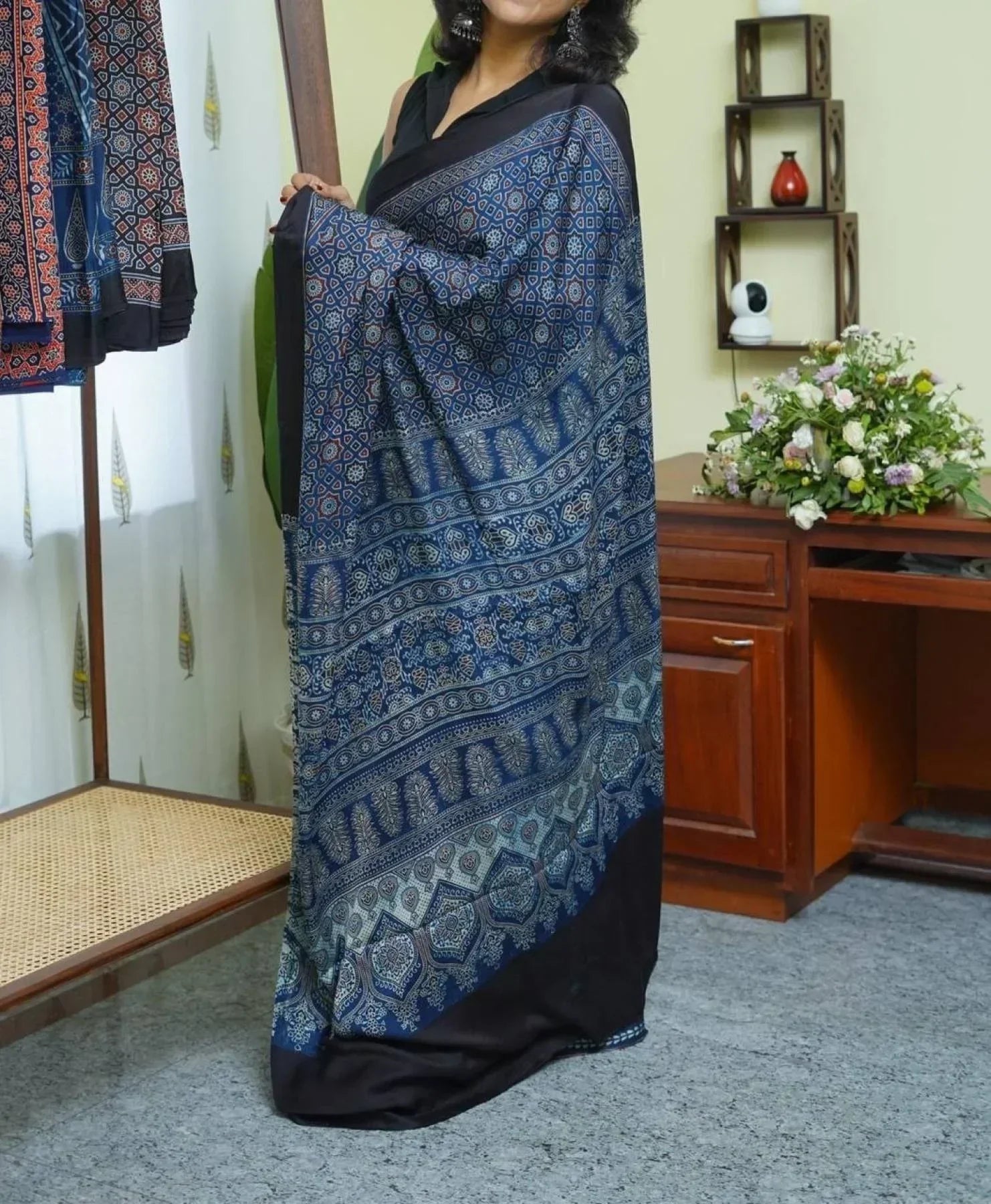 Ajrakh Print Muslin Cotton Sarees With Fumka Pallu At Wholesale Price