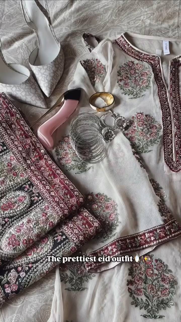 Elegant Faux Georgette Embroidered Suit Set with Digital Print Crepe Plazzo