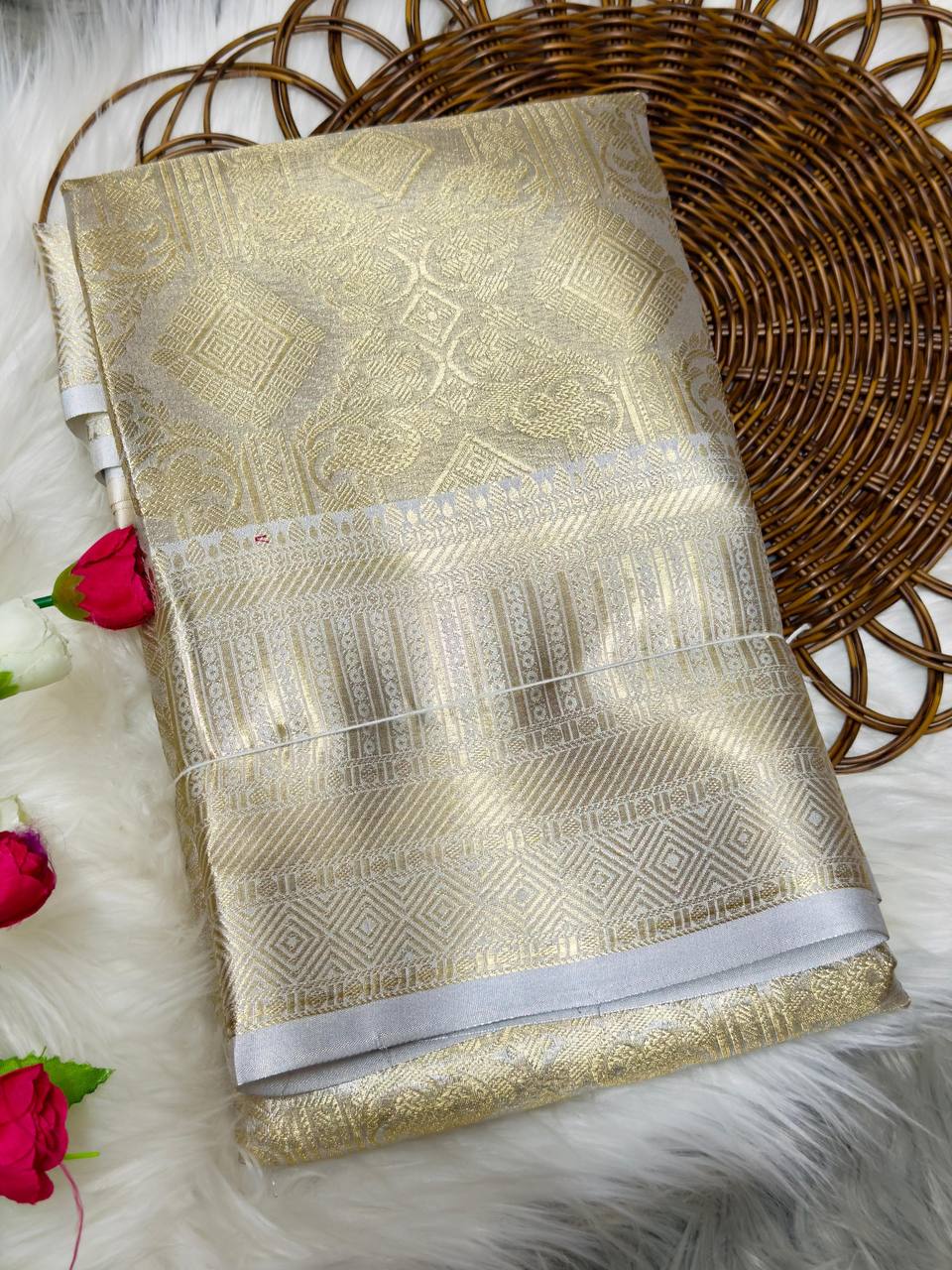 Nayanthara Inspired Banarasi Golden Tissue Zari Silk Saree