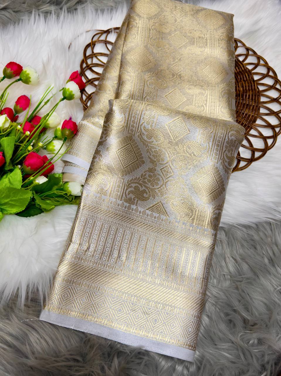 Nayanthara Inspired Banarasi Golden Tissue Zari Silk Saree