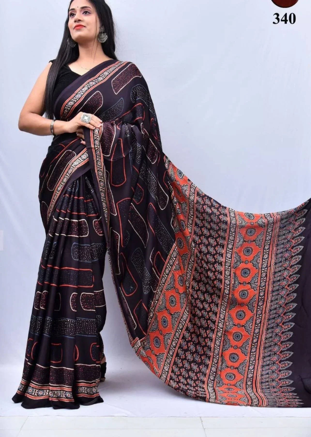 Soft Muslin Cotton Digital Print Saree With Tassel Pallu – Unstitched Blouse