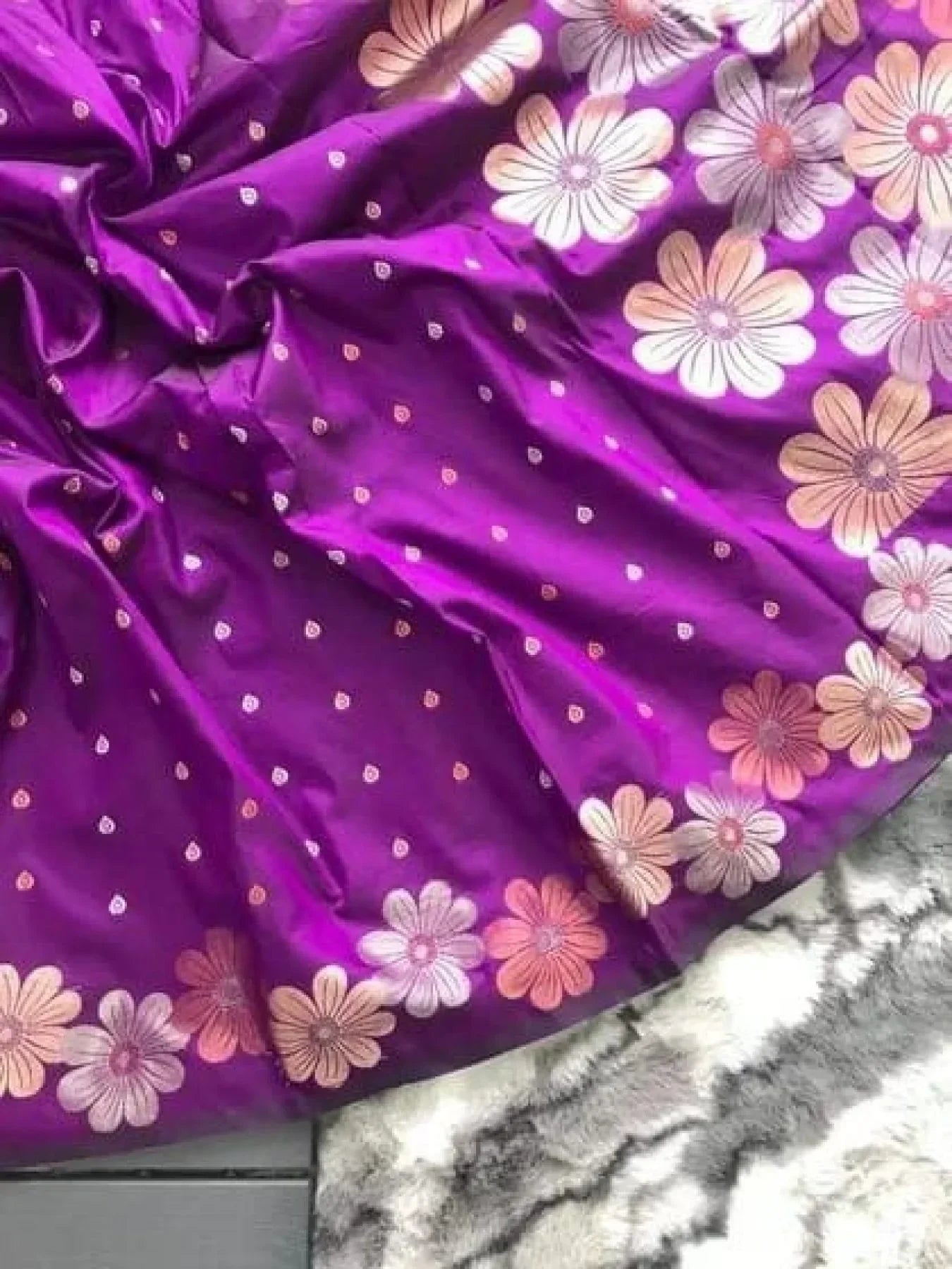 Stunning Soft Lichi Silk Saree With Rich Pallu & Jacquard Blouse